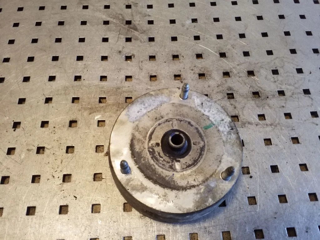 Muu esivedrustuse osa – BMW X6 E71 (2008-2014)