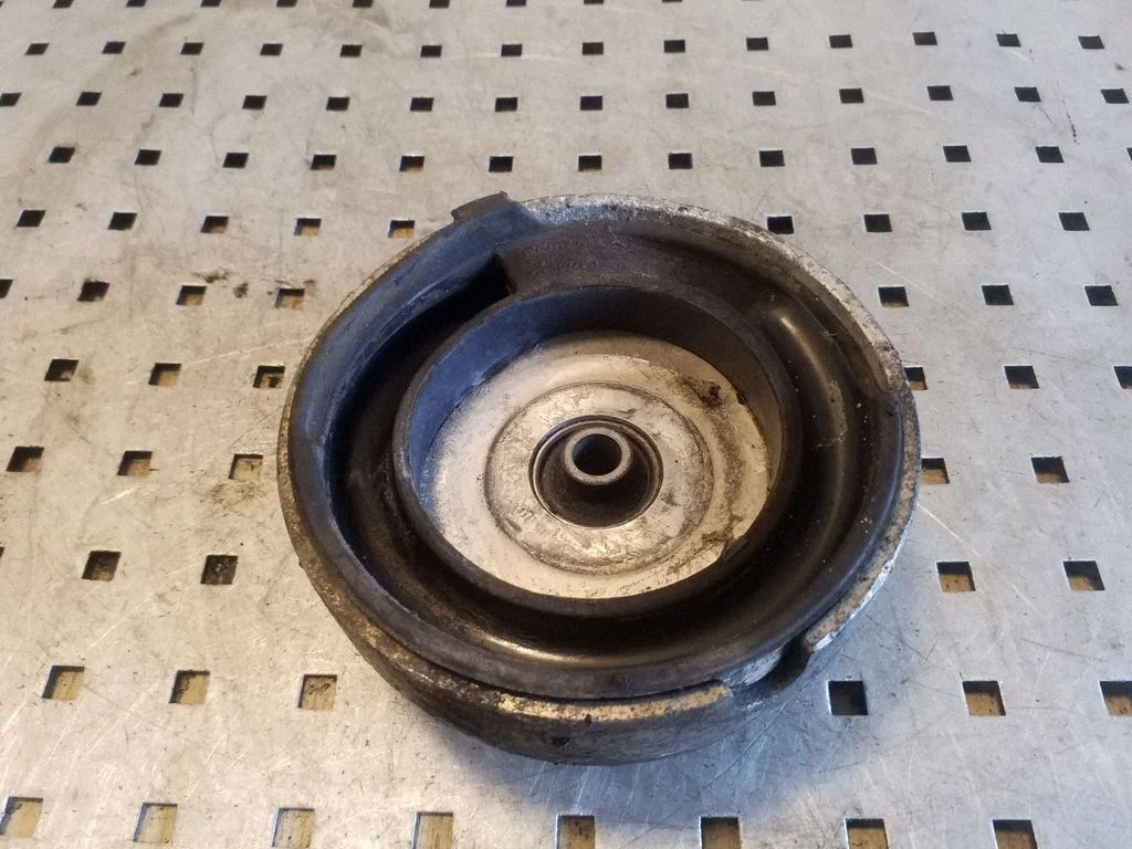 Muu esivedrustuse osa – BMW X6 E71 (2008-2014)