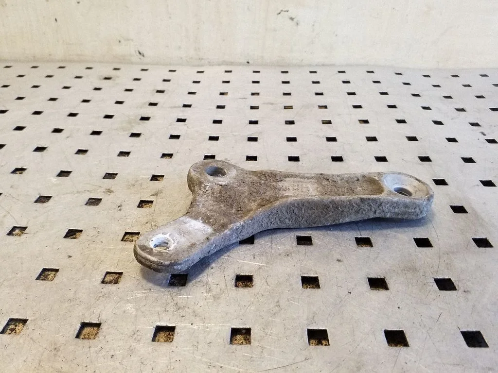 Other front suspension part 67585289