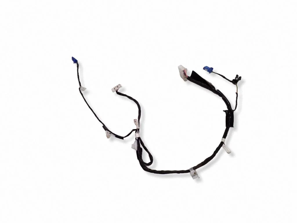 Muud juhtmed / juhtmestik 82142F4330B