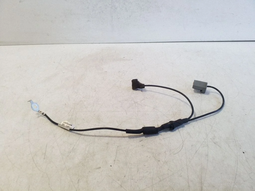 Muud juhtmed / juhtmestik AW9318K891BB