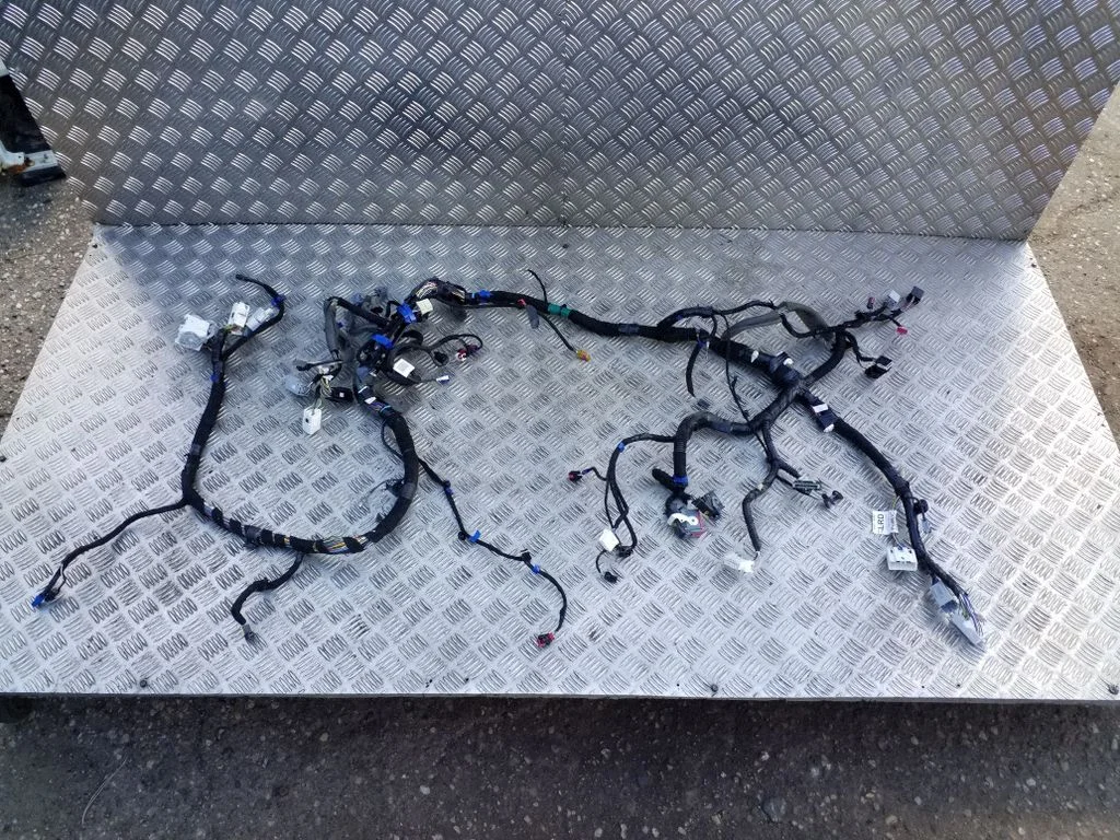 Pozostałe przewody i wiązki KB3T14401LRD