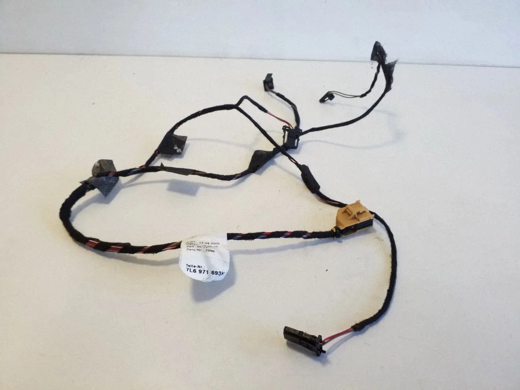 Muud juhtmed / juhtmestik 7L6971693K