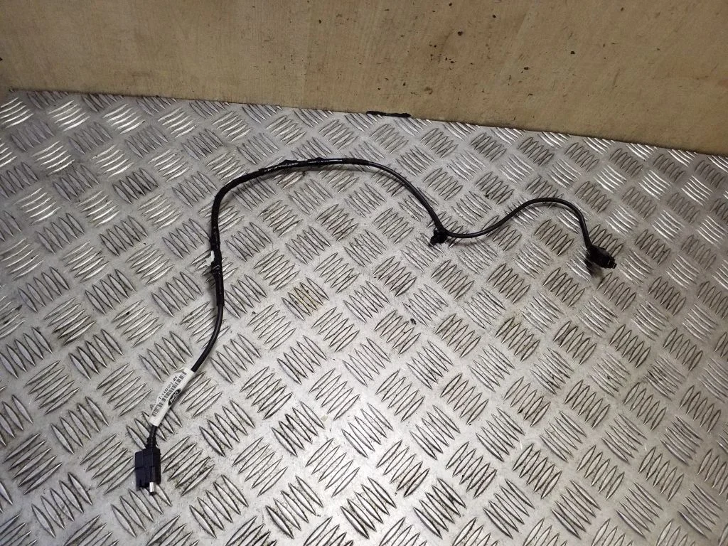 Muud juhtmed / juhtmestik DS7T14D202BE