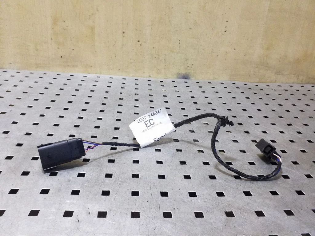 Citi vadi/instalācija DG9T14A547