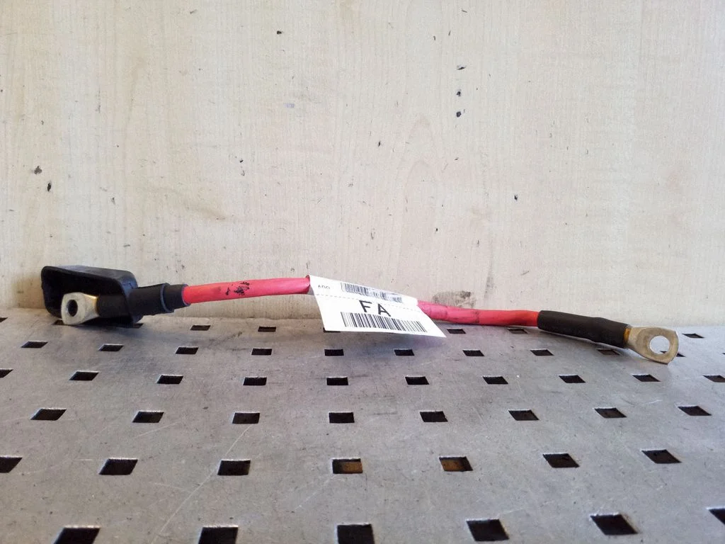 Muud juhtmed / juhtmestik 8X2T14A240AA