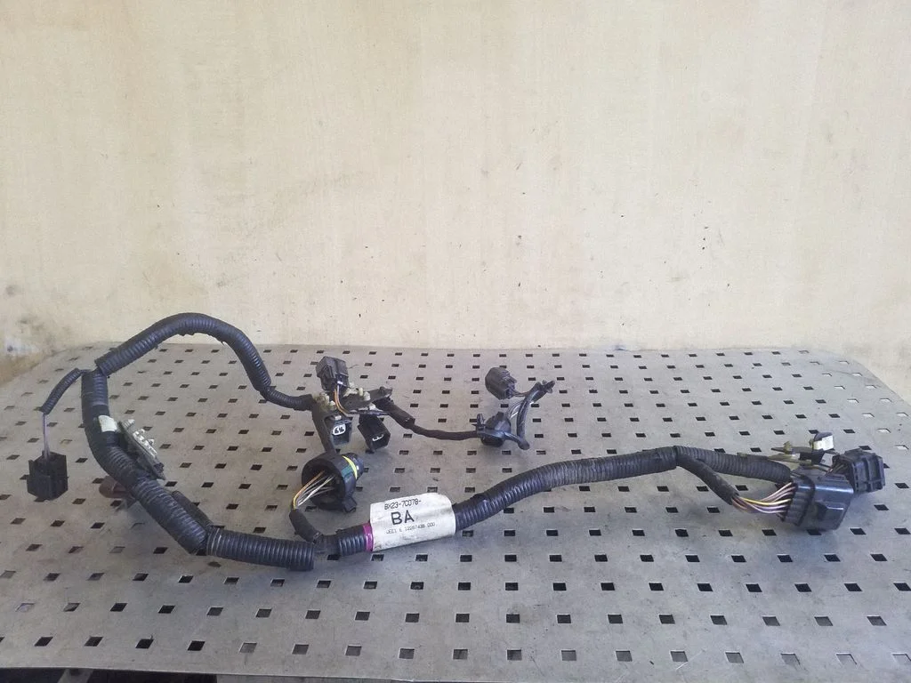 Muud juhtmed / juhtmestik BX237C078BA