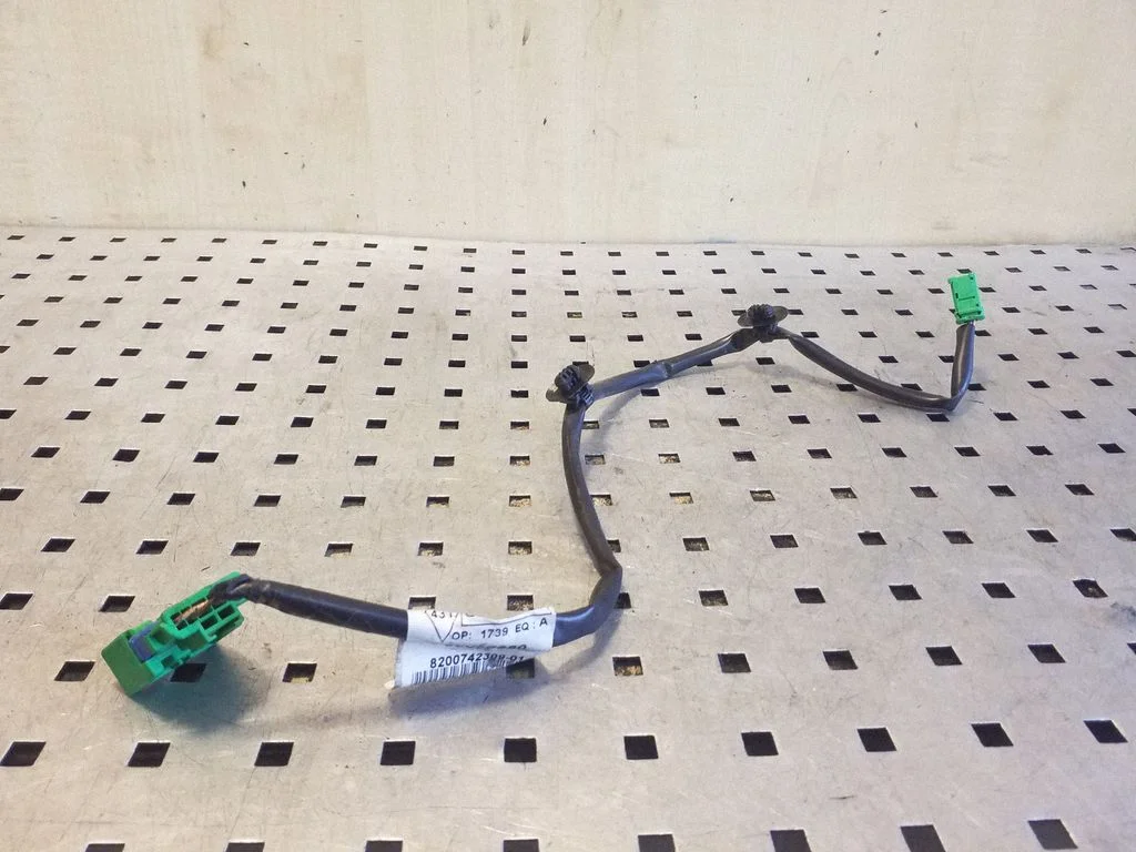 Muud juhtmed / juhtmestik – Renault Trafic II (X83) (2001-2014)
