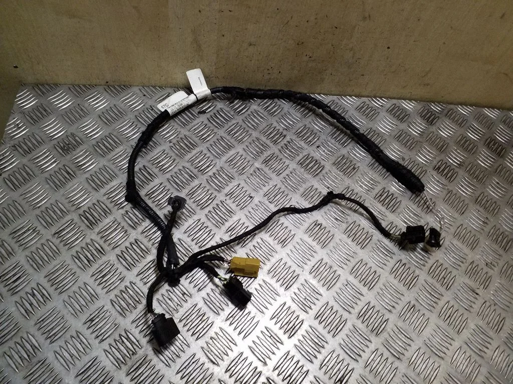 Citi vadi/instalācija 6R6971147C
