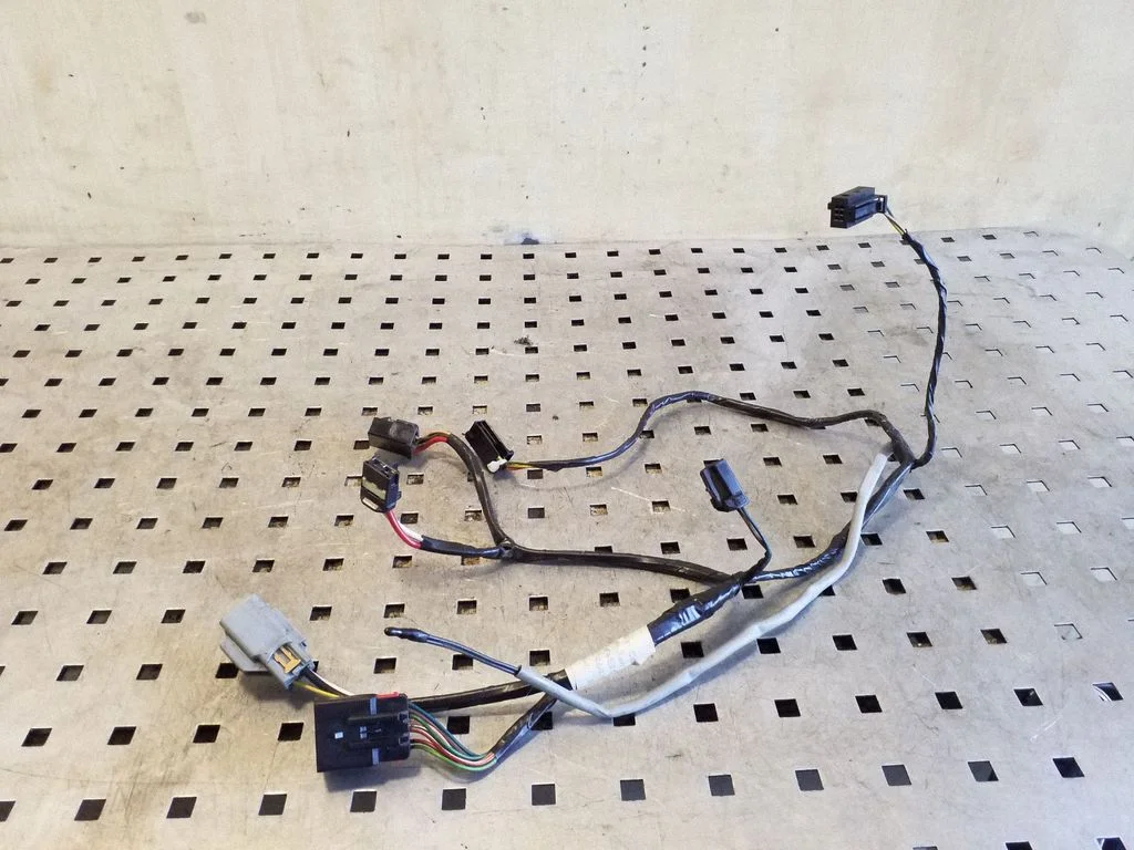Other wiring loom MF246470