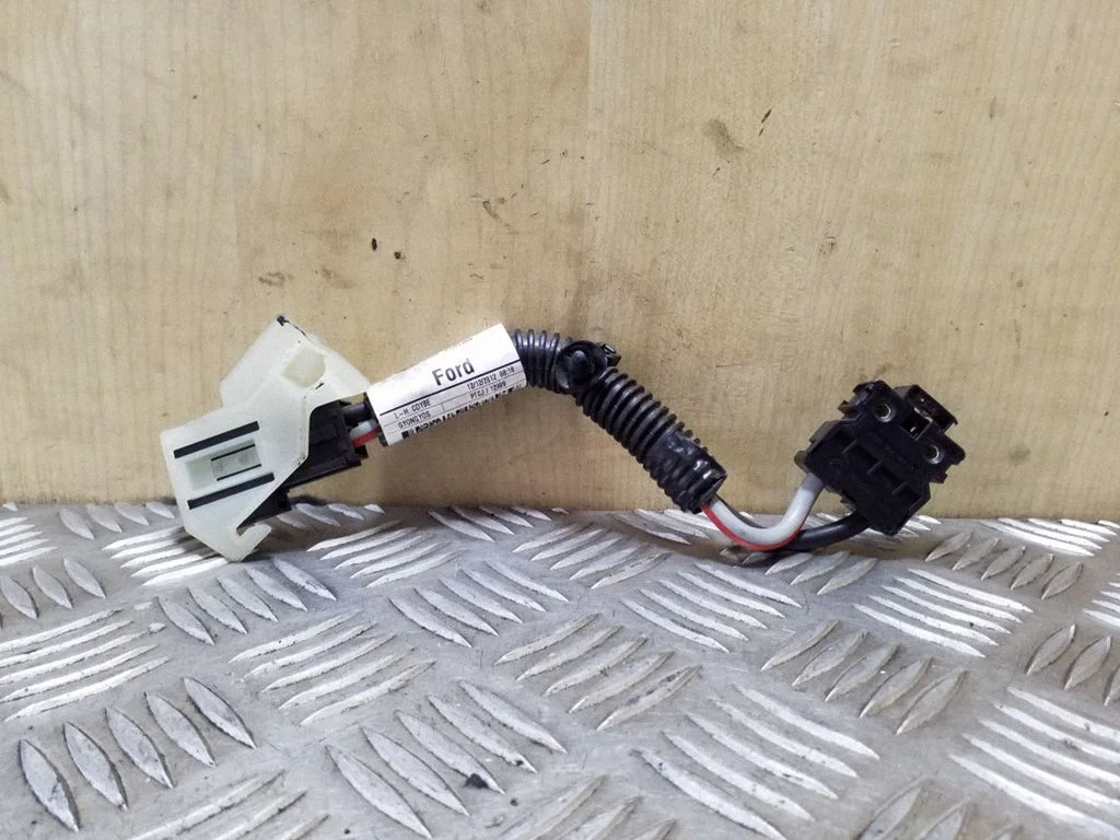 Muud juhtmed / juhtmestik DV6T18B604