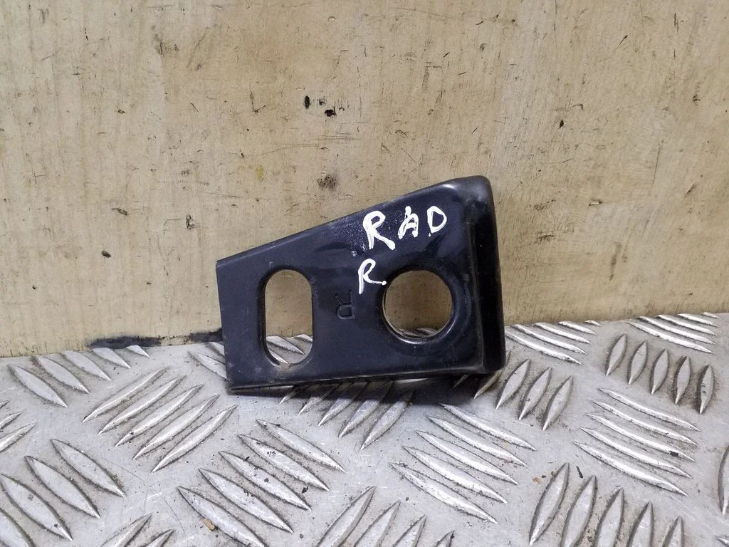 Radiator mount bracket – right