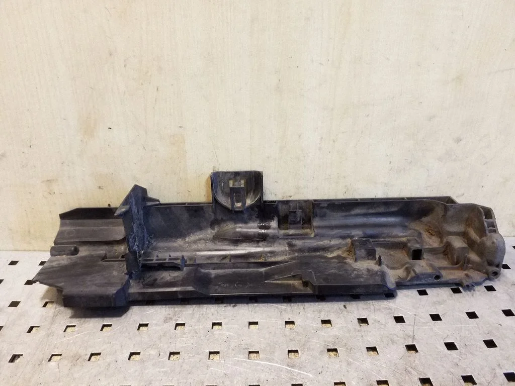 Radiator mount bracket 17107524914