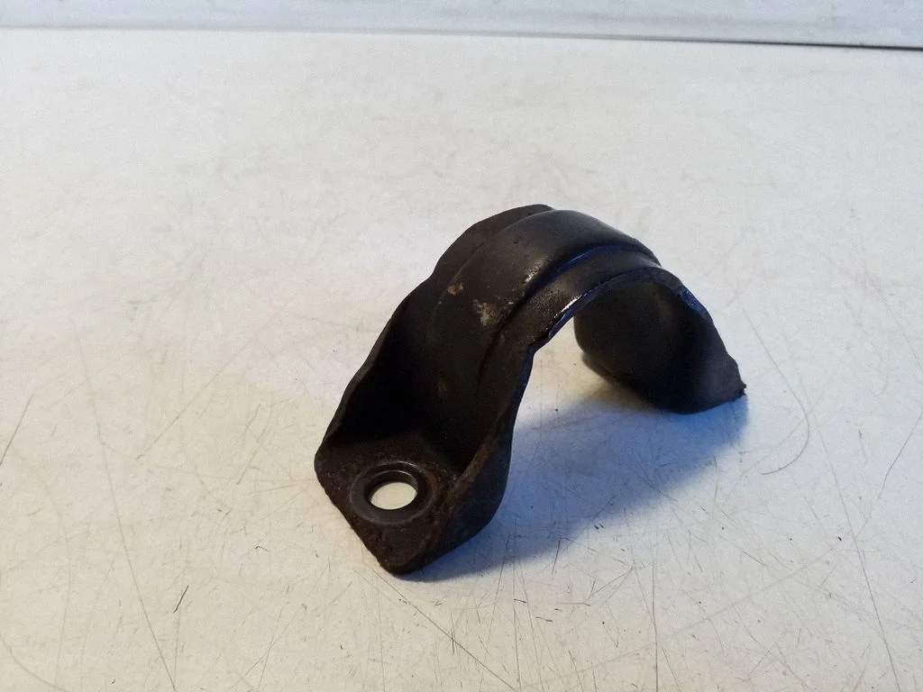 Sway bar bush bracket, front – Jaguar XJ X351 (2009-2019)