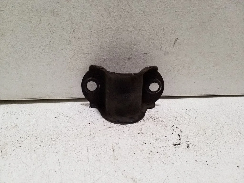 Sway bar bush bracket, rear – Volvo XC60 (2014-2016)