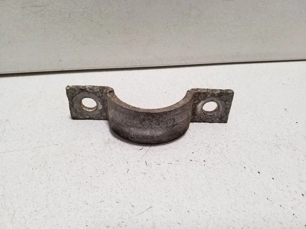 Sway bar bush bracket, rear 7L8511418