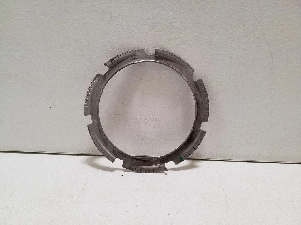 In tank fuel pump screw locking ring/nut – Audi A6 C7 (2011-)