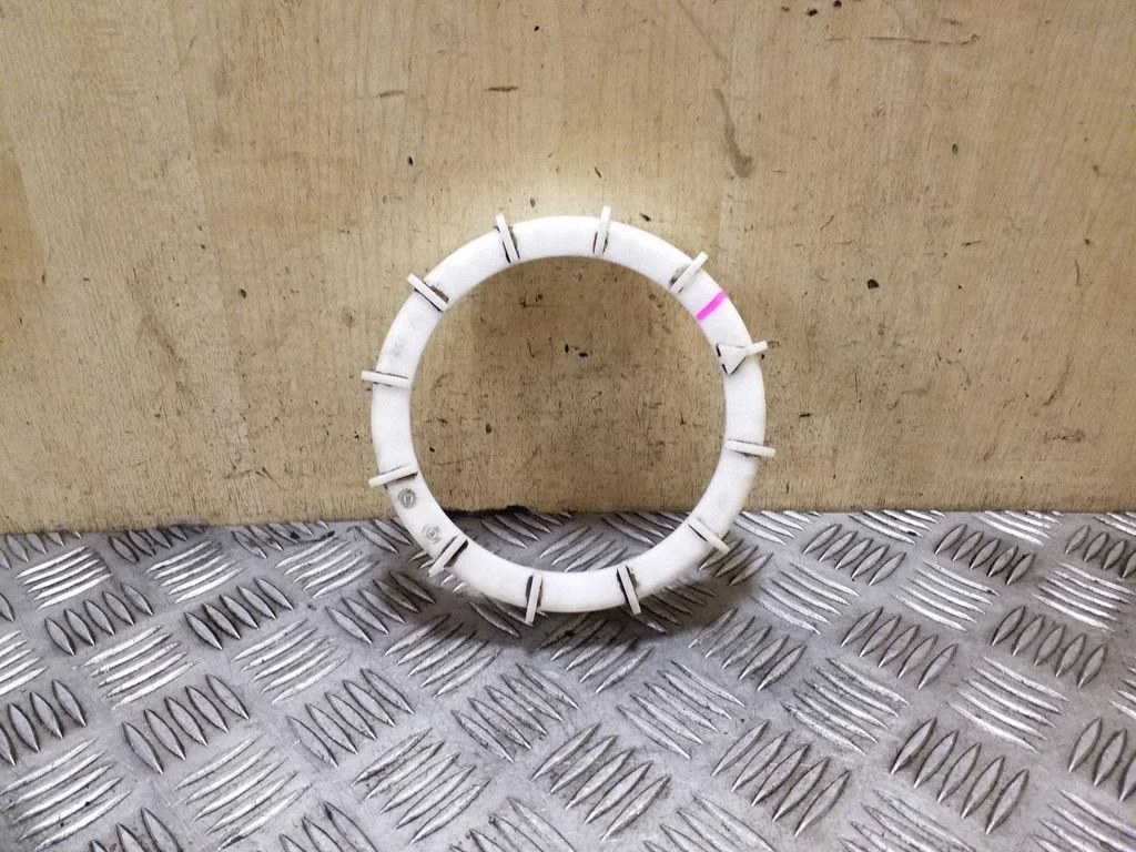Kütusepumba (paagis) lukustusmutter – Subaru Outback (2009-2014)