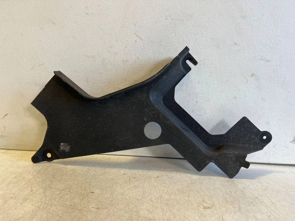 Other rear suspension part – BMW i4 (2021-)