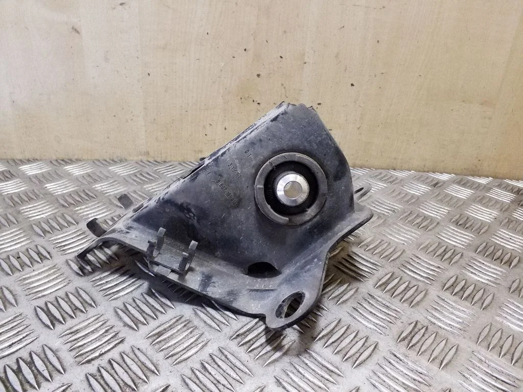 Muu tagavedrustuse varuosa – Mini Cooper Countryman R60 (2011-2016)
