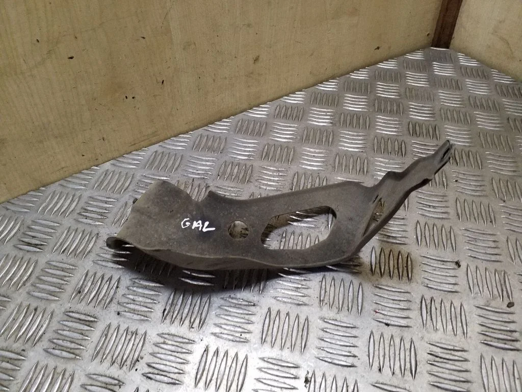 Other rear suspension part