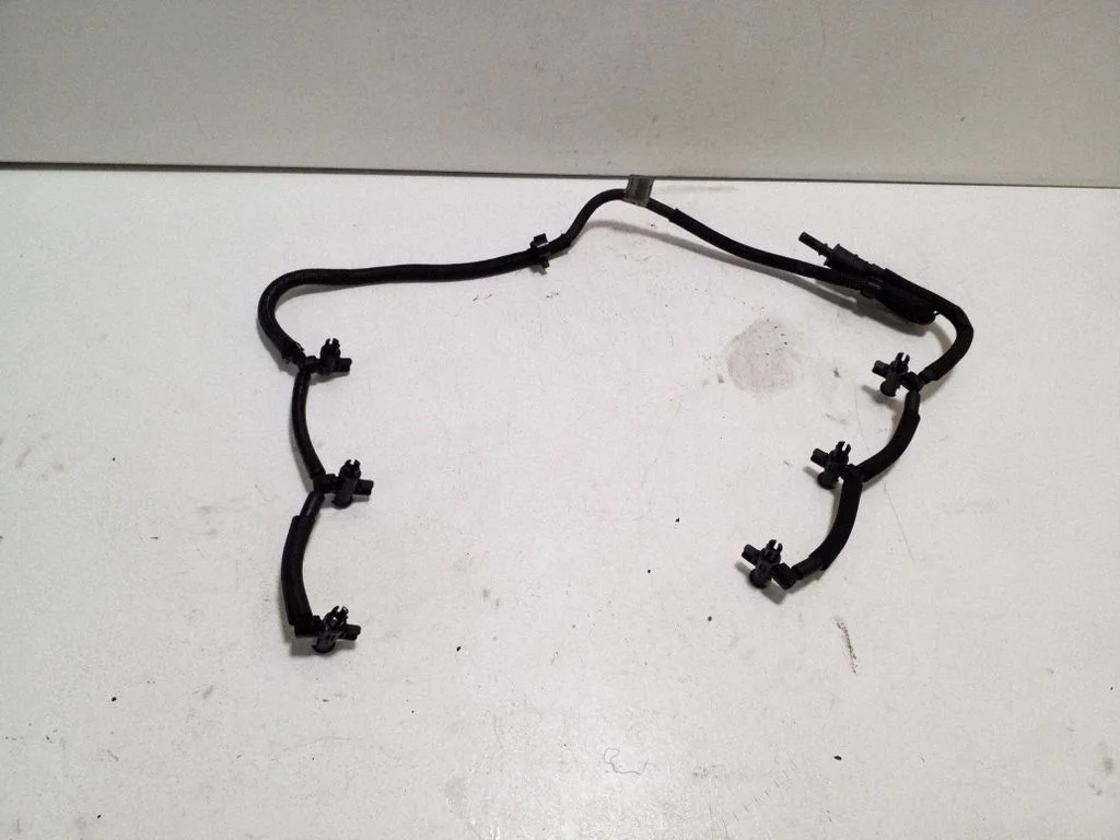 Fuel return line/hose – Jaguar XJ X351 (2009-2019)