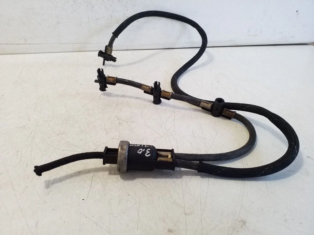 Fuel return line/hose – Audi A6 Allroad C6 (2006-2011)