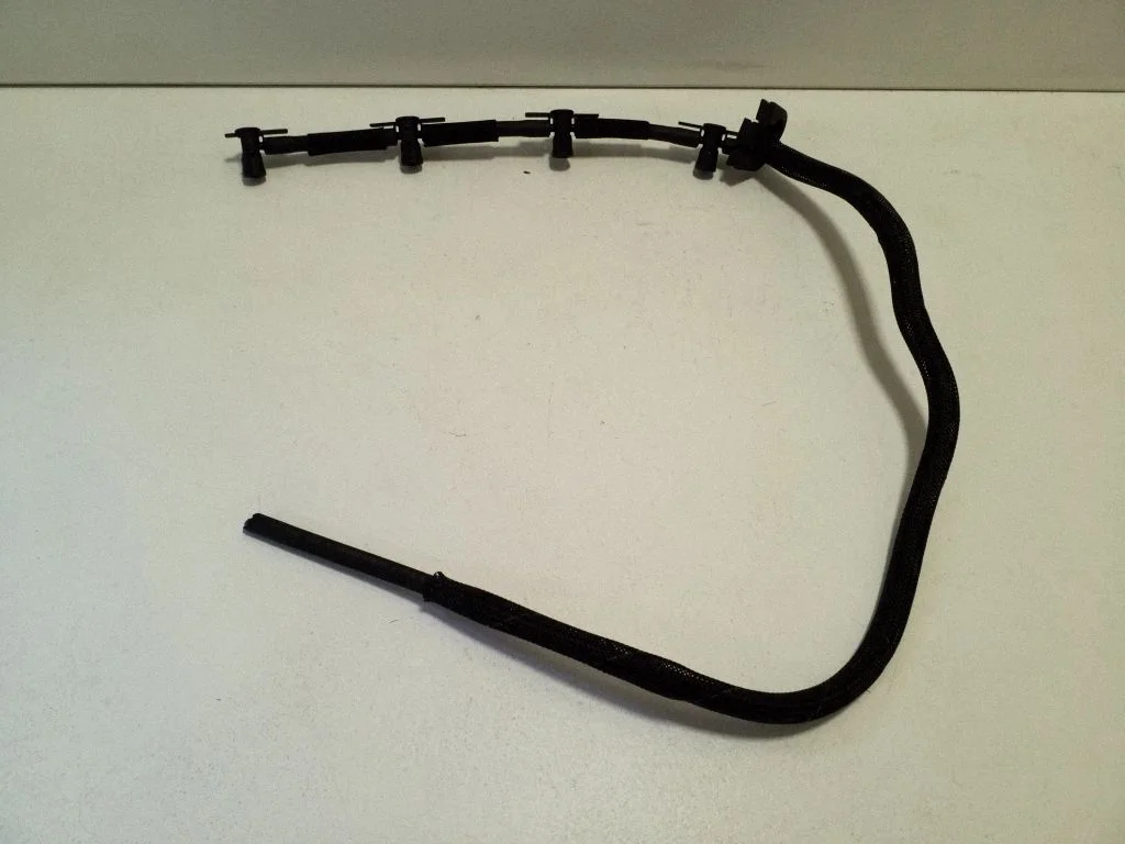 Fuel return line/hose