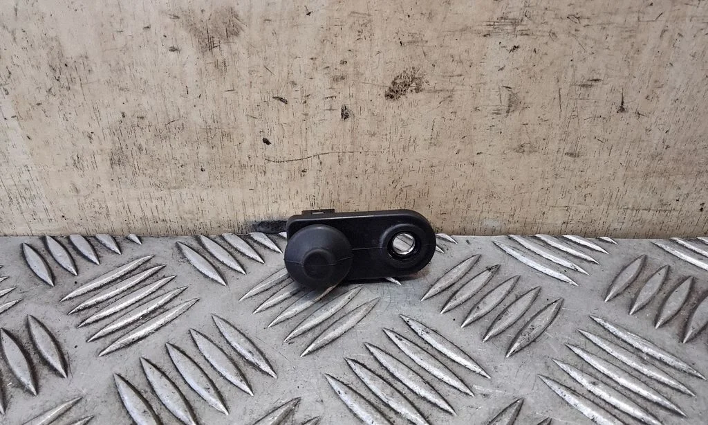 Rear door sensor