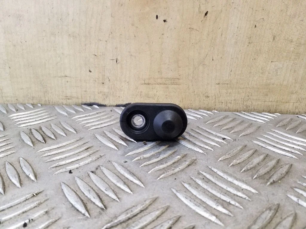 Rear door sensor
