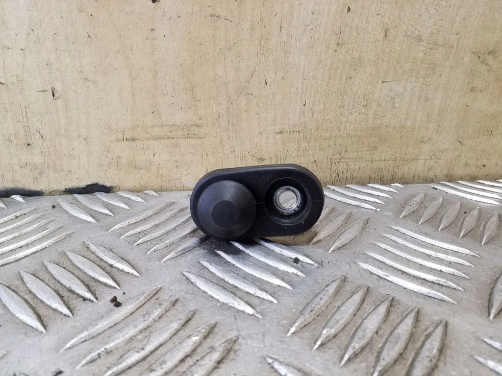 Front door sensor coupe