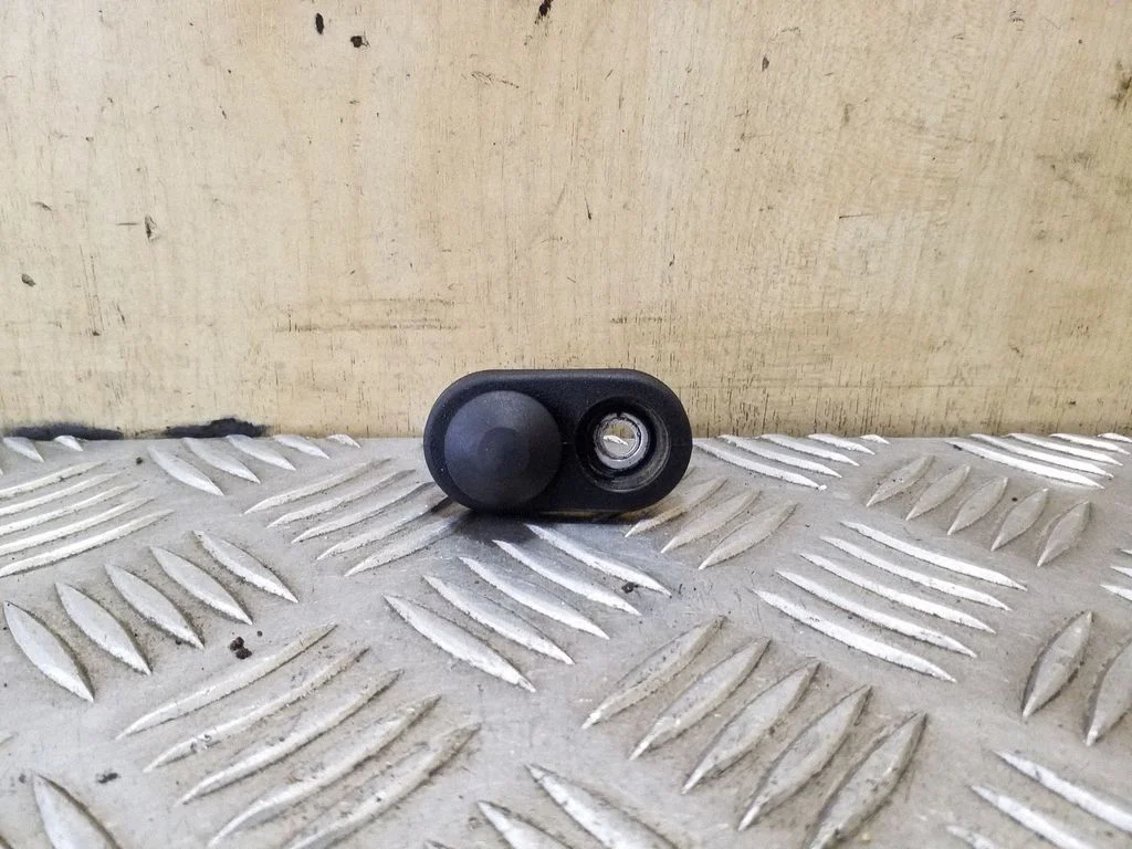 Front door sensor coupe