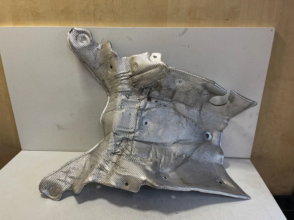 Exhaust heat shield