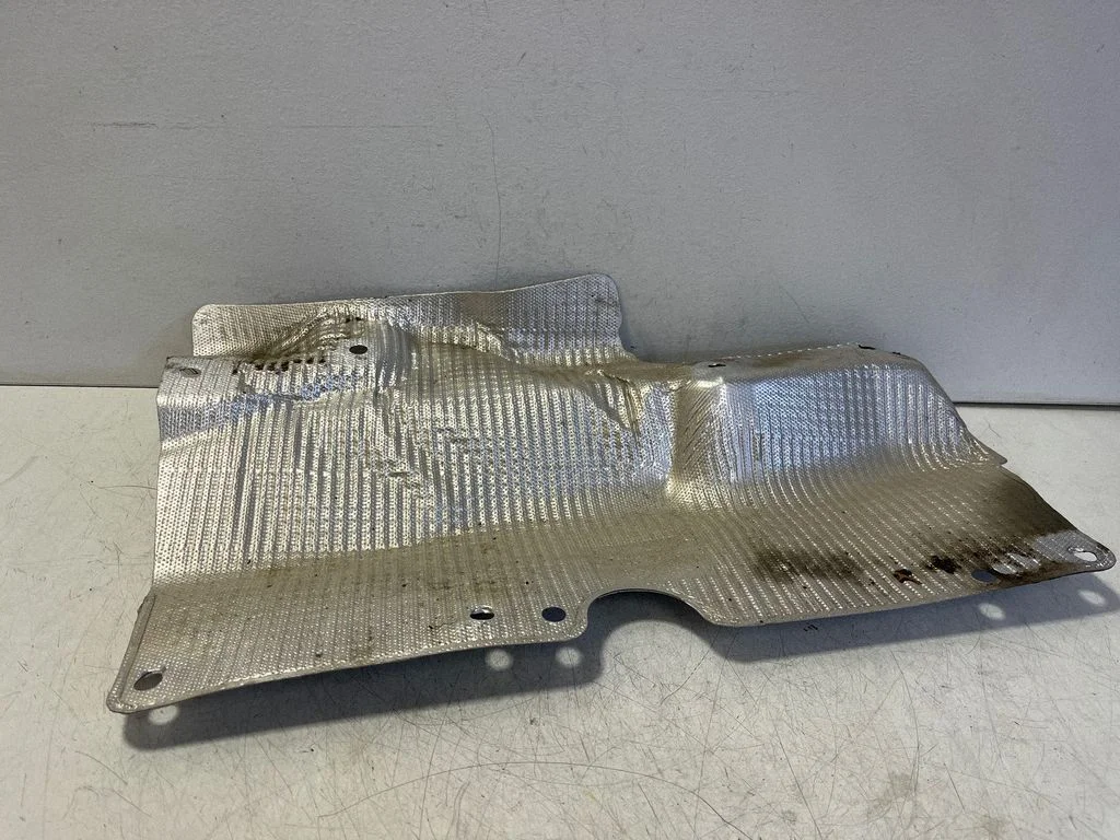 Exhaust heat shield 4M0825691F