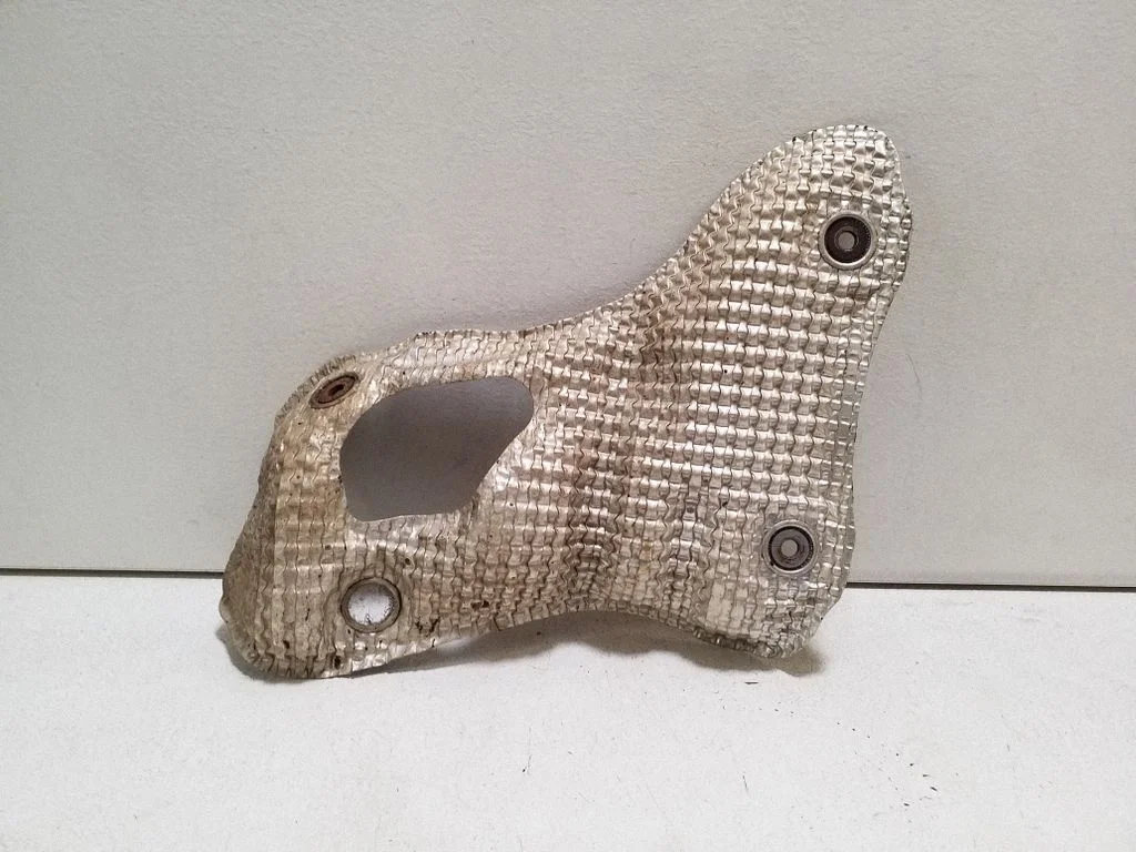 Exhaust heat shield