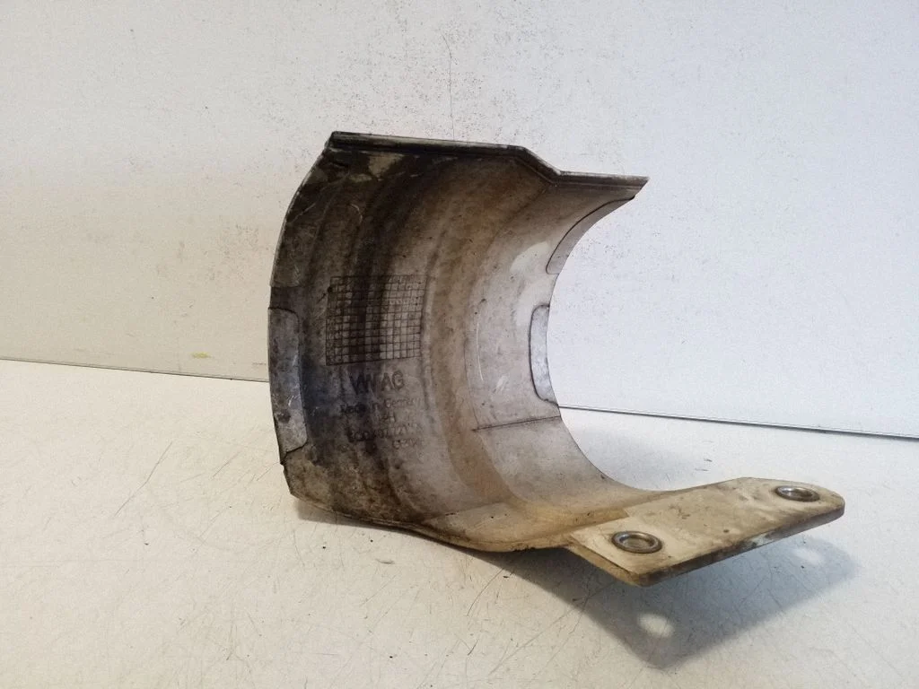 Exhaust heat shield – Volkswagen e-Golf (2014-)