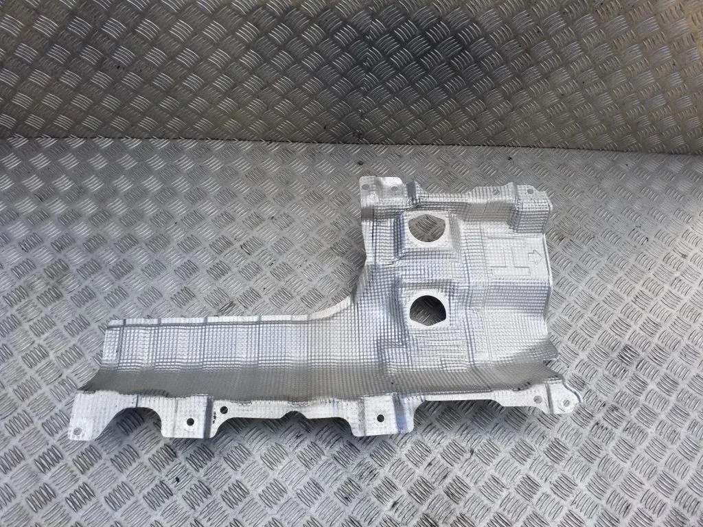 Väljalaske soojusisolatsioon (kuumakaitse) – Nissan Qashqai J12 (2021-)