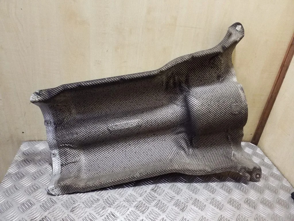 Exhaust heat shield – BMW 5 Series F10 F11 (2009-2016)