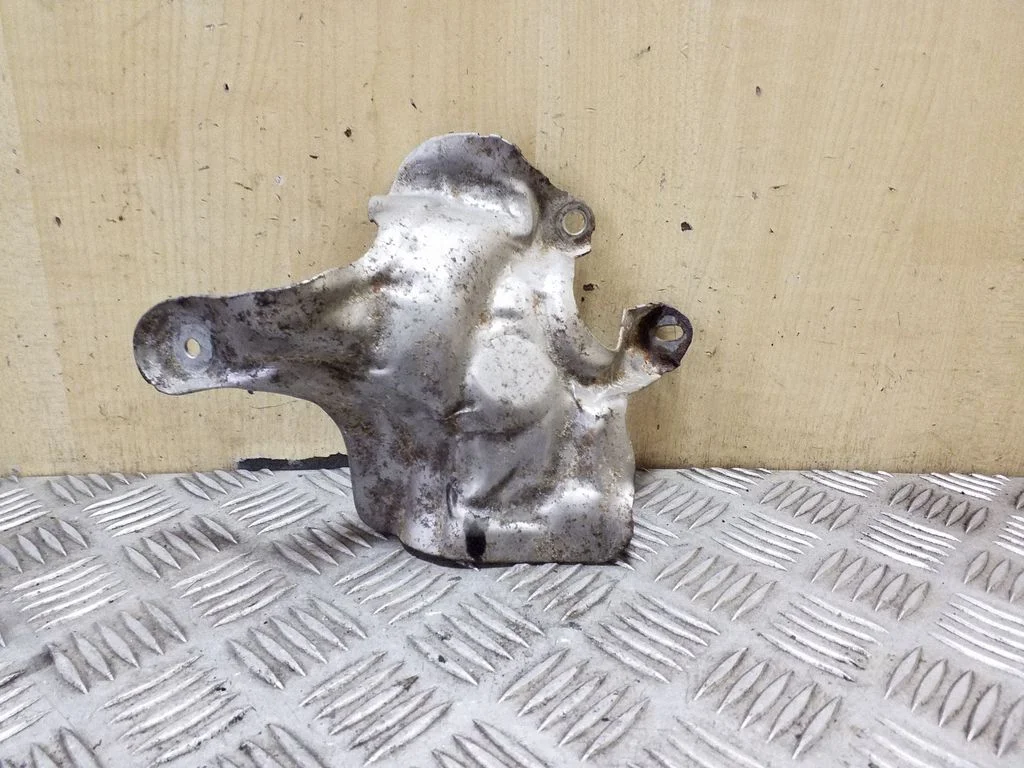 Exhaust heat shield 140132737R