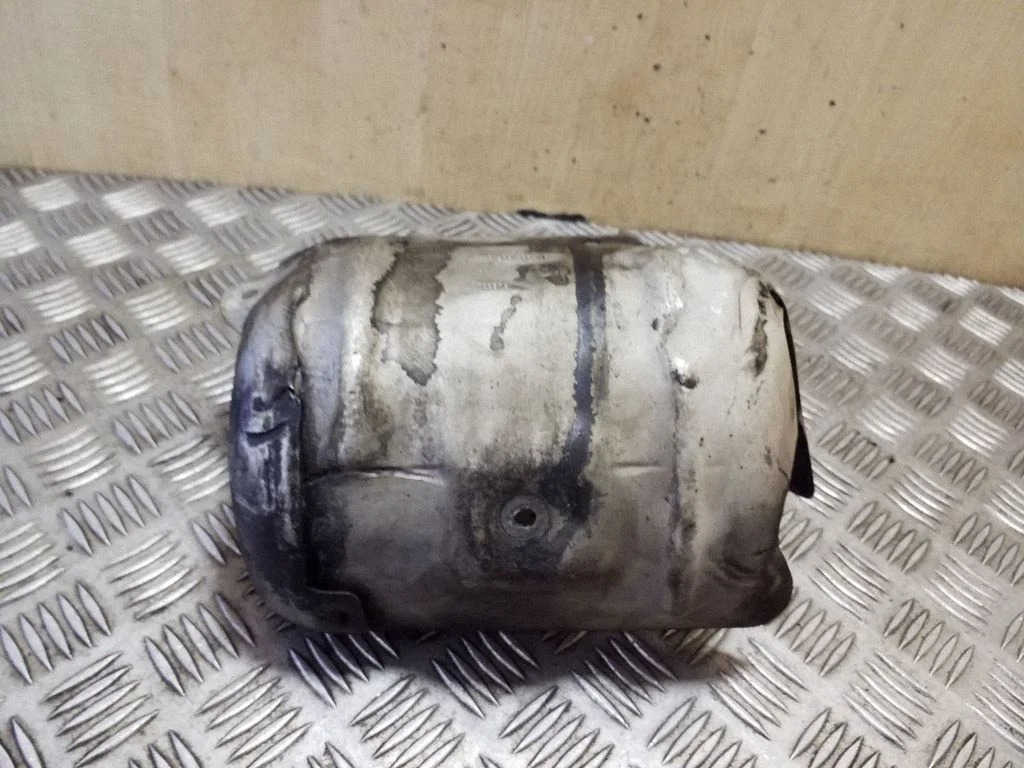 Väljalaske soojusisolatsioon (kuumakaitse) – Mini Cooper Countryman R60 (2011-2016)