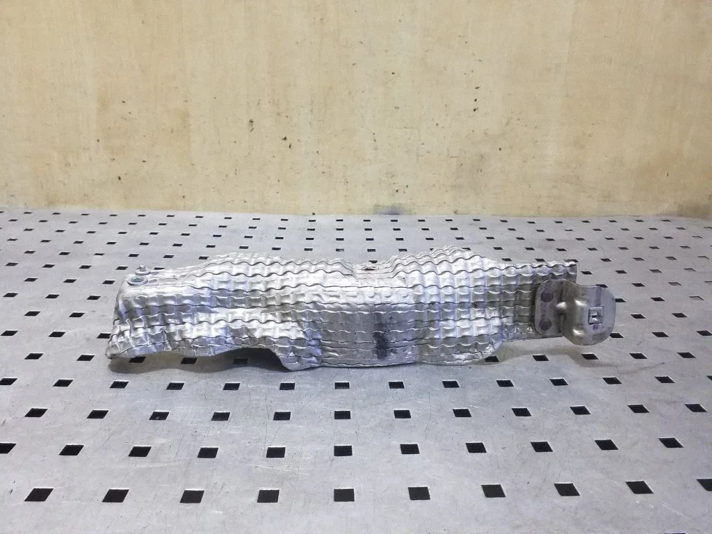 Exhaust heat shield – Land Rover Range Rover Sport L494 (2013-)