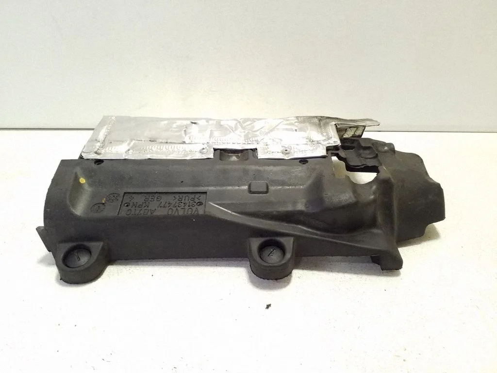 Heat shield in engine bay 31437477