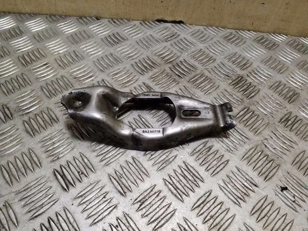 Clutch release arm fork – Audi A6 Allroad C6 (2006-2011)