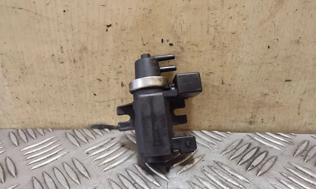 Valve vacuum 72279600