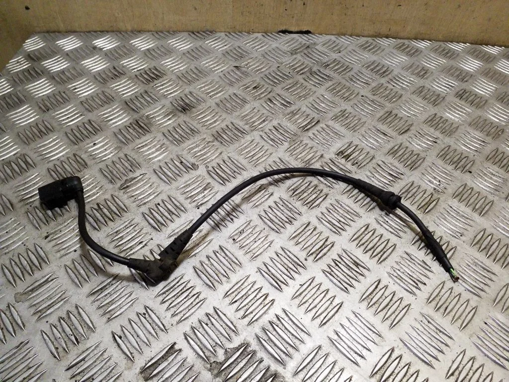 Front ABS sensor wiring – right