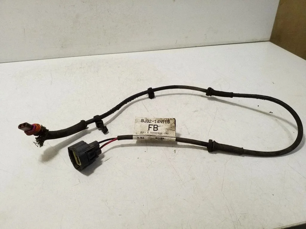 Priekinio ABS daviklio laidas (instaliacija)
