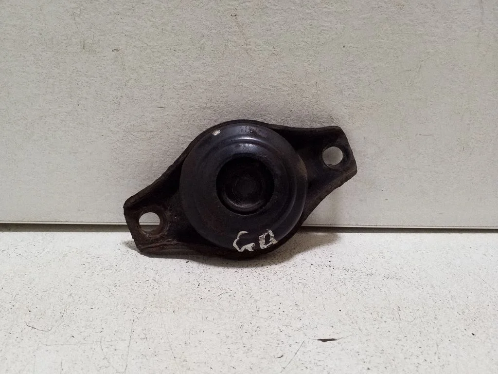 Amortisaatori kinnitusklamber 6G9118A116AA