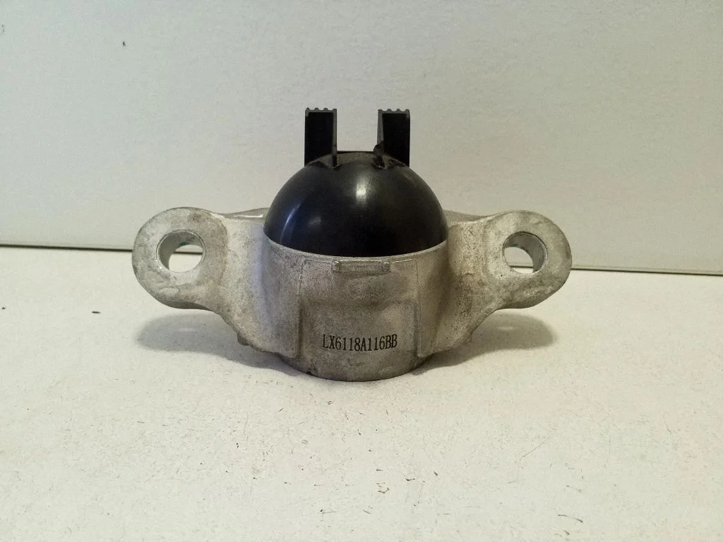 Amortisaatori kinnitusklamber LX6118A116BB