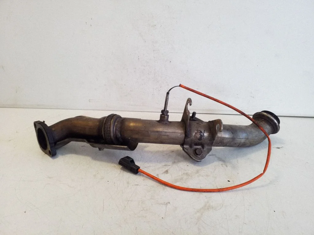 Summuti toru ühendusklamber AW935E212AB