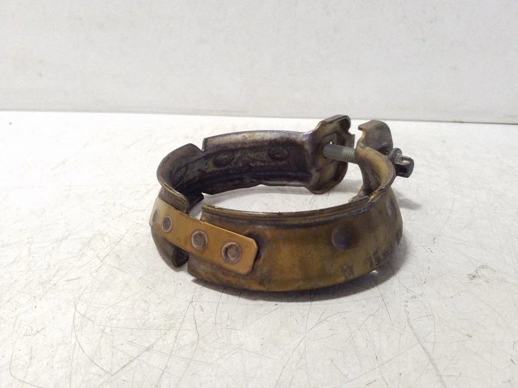 Muffler pipe connector clamp A0009958902